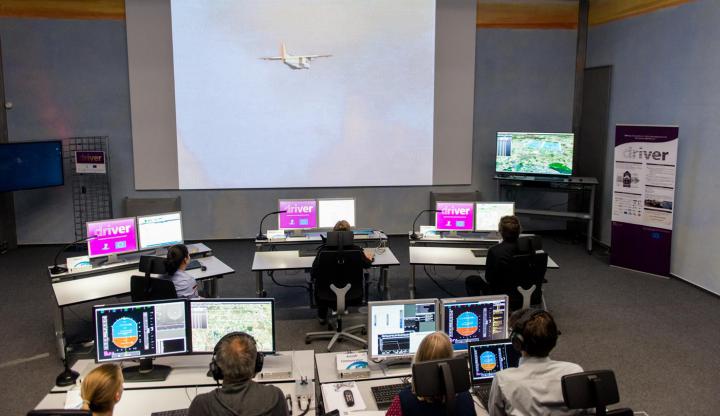 During a campaign as part of the EU’s ‘Driving Innovations in Crisis Management for European Resilience’ (DRIVER) project, a crisis management centre was established in the Air Traffic Validation Center – U-FLY – operated by the German Aerospace Center (DLR).