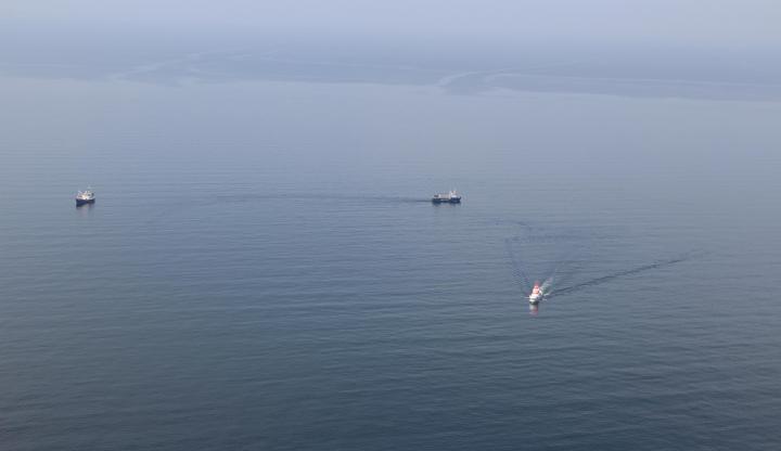 Schiffe bei einer Messkampagne auf der Ostsee